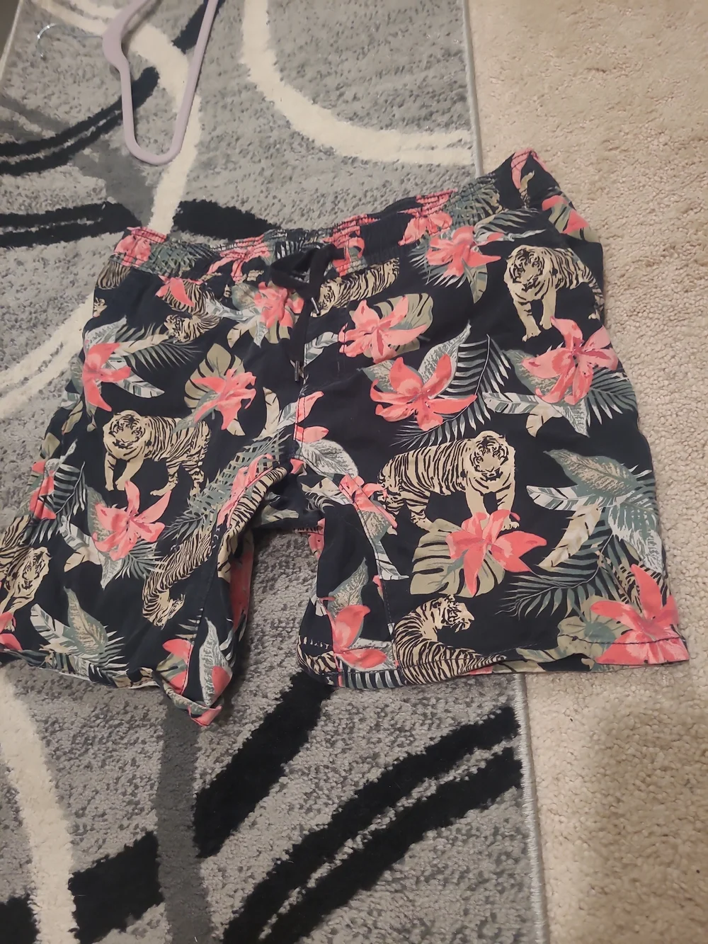 George Mens Shorts Size L Floral Tiger Print Flat Front w/Drawstring Pockets
